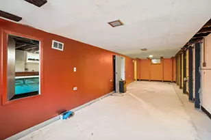 7100 N Navajo Ave, Glendale, WI 53217 - Photo 21