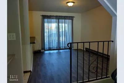 5278  Somerset Ln, Greenfield, WI 53221 - Photo 5