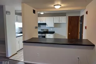 5278 Somerset Ln, Greenfield, WI 53221 - Photo 3