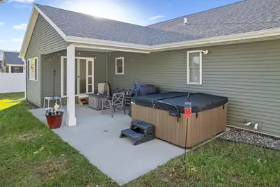 1931  McGilvray Way, Holmen, WI 54636 - Photo 5