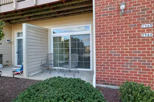 2561 W Colonial Woods Dr, Oak Creek, WI 53154 - Photo 27