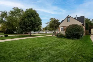 4433 S Nicholson Ave, Saint Francis, WI 53235 - Photo 33