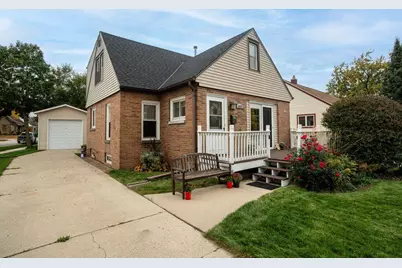 4433 S Nicholson Ave, Saint Francis, WI 53235 - Photo 1
