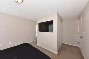 10102 W Jonen St, Milwaukee, WI 53224 - Photo 15