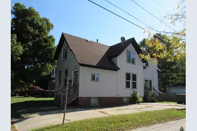 711  Ashland Ave, Sheboygan, WI 53081 - Photo 1