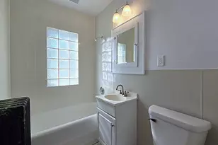 2220 E Vollmer Ave, Milwaukee, WI 53207 - Photo 51