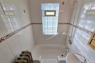 2220 E Vollmer Ave, Milwaukee, WI 53207 - Photo 21