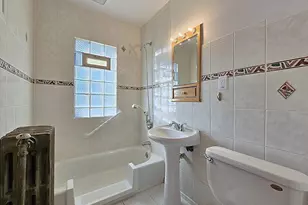 2220 E Vollmer Ave, Milwaukee, WI 53207 - Photo 19
