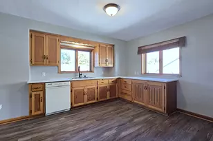 2220 E Vollmer Ave, Milwaukee, WI 53207 - Photo 3