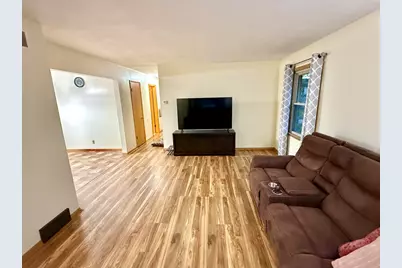 1120  Virginia St, Racine, WI 53405 - Photo 11