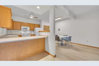 1495  Garay Ln #6, Port Washington, WI 53074 - Photo 13