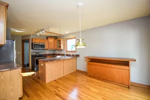 2356 Brookstone Ln, Waukesha, WI 53188 - Photo 7