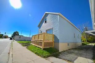 2513 N Teutonia Ave, Milwaukee, WI 53206 - Photo 1