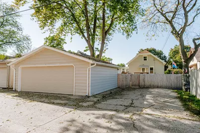 3700 S 3rd St, Milwaukee, WI 53207 - Photo 25