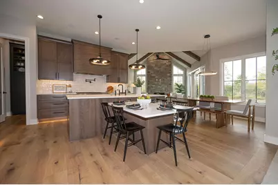 12825 N Blue Jay Ln, Mequon, WI 53097 - Photo 11