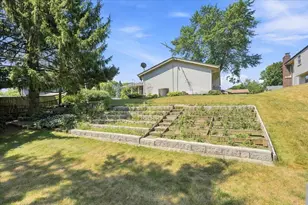 8150 S 58th St, Franklin, WI 53132 - Photo 43