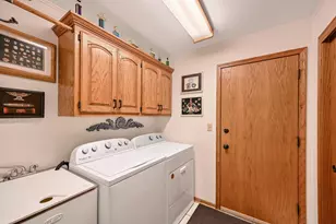 8752 W Willow Pointe Parkway, Franklin, WI 53132 - Photo 23