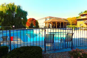 8535 W Waterford Ave, Greenfield, WI 53228 - Photo 25