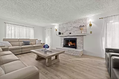 4750  84th St, Pleasant Prairie, WI 53142 - Photo 9