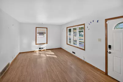 3631 S 82nd St, Milwaukee, WI 53220 - Photo 3