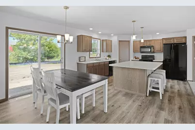 1260 E Bluff Rd, Whitewater, WI 53190 - Photo 9