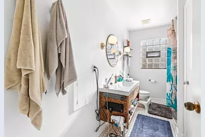 2651 S 51st St, Milwaukee, WI 53219 - Photo 23