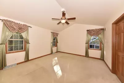 933  Juniper Ln, Hartford, WI 53027 - Photo 27