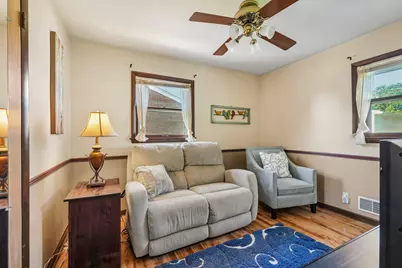 7020 W Bennett Ave, Milwaukee, WI 53219 - Photo 11