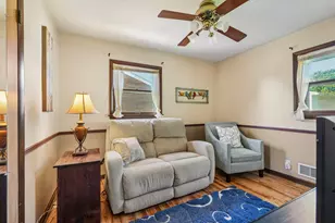 7020 W Bennett Ave, Milwaukee, WI 53219 - Photo 11