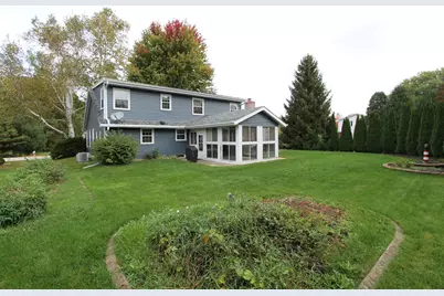 1306  Carlin Ct, Burlington, WI 53105 - Photo 5