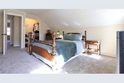 605 N 103 St, Wauwatosa, WI 53226 - Photo 17