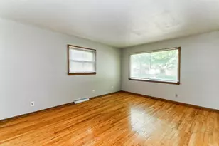 6113 W Leon Terrace, Milwaukee, WI 53218 - Photo 5