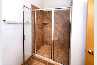 1111 N Marshall St #804, Milwaukee, WI 53202 - Photo 17