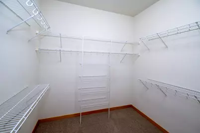 1111 N Marshall St #804, Milwaukee, WI 53202 - Photo 11