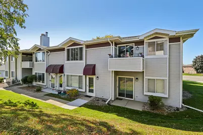 1101 S Sunnyslope Dr #9L, Racine, WI 53406 - Photo 3