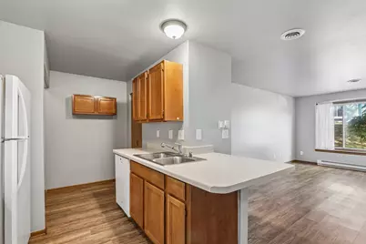 1101 S Sunnyslope Dr #9L, Racine, WI 53406 - Photo 17