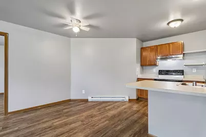1101 S Sunnyslope Dr #9L, Racine, WI 53406 - Photo 13
