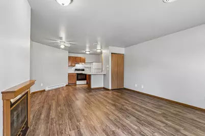 1101 S Sunnyslope Dr #9L, Racine, WI 53406 - Photo 11