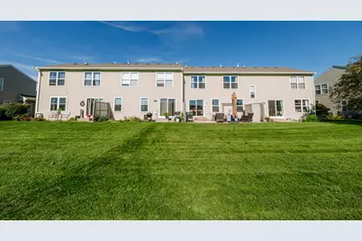 1400  Hunters Ridge Dr #124, Genoa City, WI 53128 - Photo 29