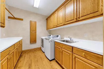 8434 S Fountain Ct, Franklin, WI 53132 - Photo 51