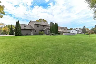 26604 Richard Dr, Racine, WI 53185 - Photo 37