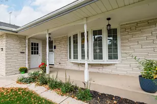 4119 S Barland Ave, Saint Francis, WI 53235 - Photo 1