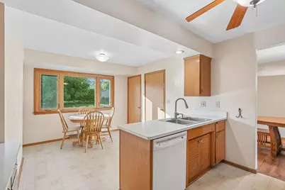 4595  Parkhurst Dr, Brookfield, WI 53045 - Photo 13