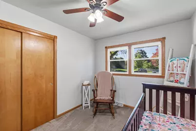 3344 W Edgerton Ave, Greenfield, WI 53221 - Photo 27