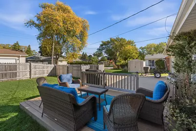 3344 W Edgerton Ave, Greenfield, WI 53221 - Photo 43