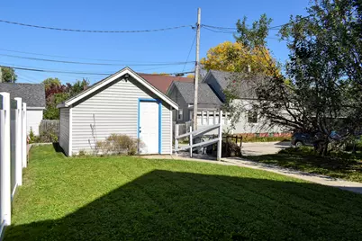 740 E Lincoln Ave, Milwaukee, WI 53207 - Photo 15