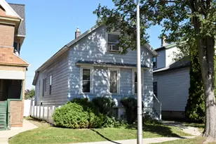 740 E Lincoln Ave, Milwaukee, WI 53207 - Photo 17