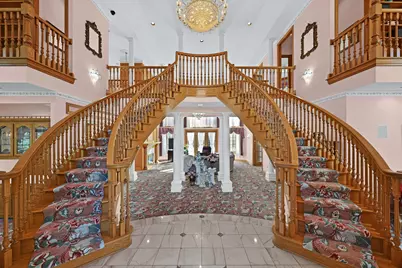 N78W13031  Country Club Ct, Menomonee Falls, WI 53051 - Photo 7