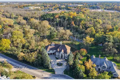 N78W13031  Country Club Ct, Menomonee Falls, WI 53051 - Photo 5