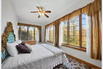 N78W13031  Country Club Ct, Menomonee Falls, WI 53051 - Photo 25